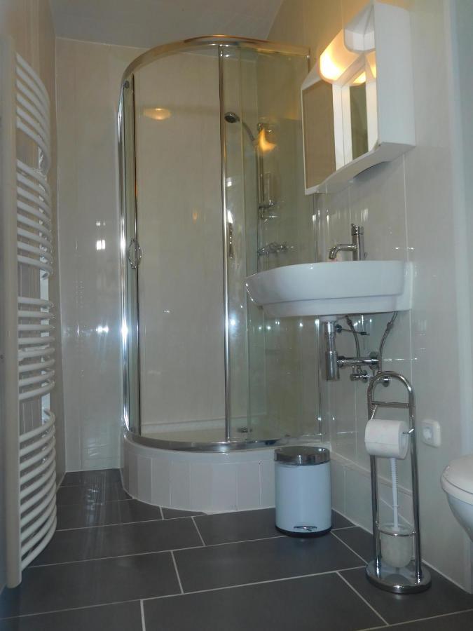 Kleines Gemuetliches Apartment In Zentraler Lage 프리엔암치엠시 외부 사진